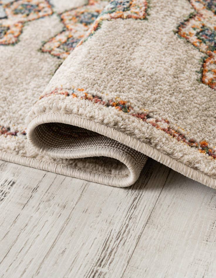 Detail image of 2' x 6' Isabella Runner Rug