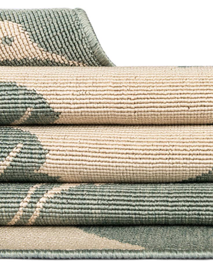 Detail image of 7' 10 x 7' 10  Washable Coastal Indoor / Outdoor Square Rug