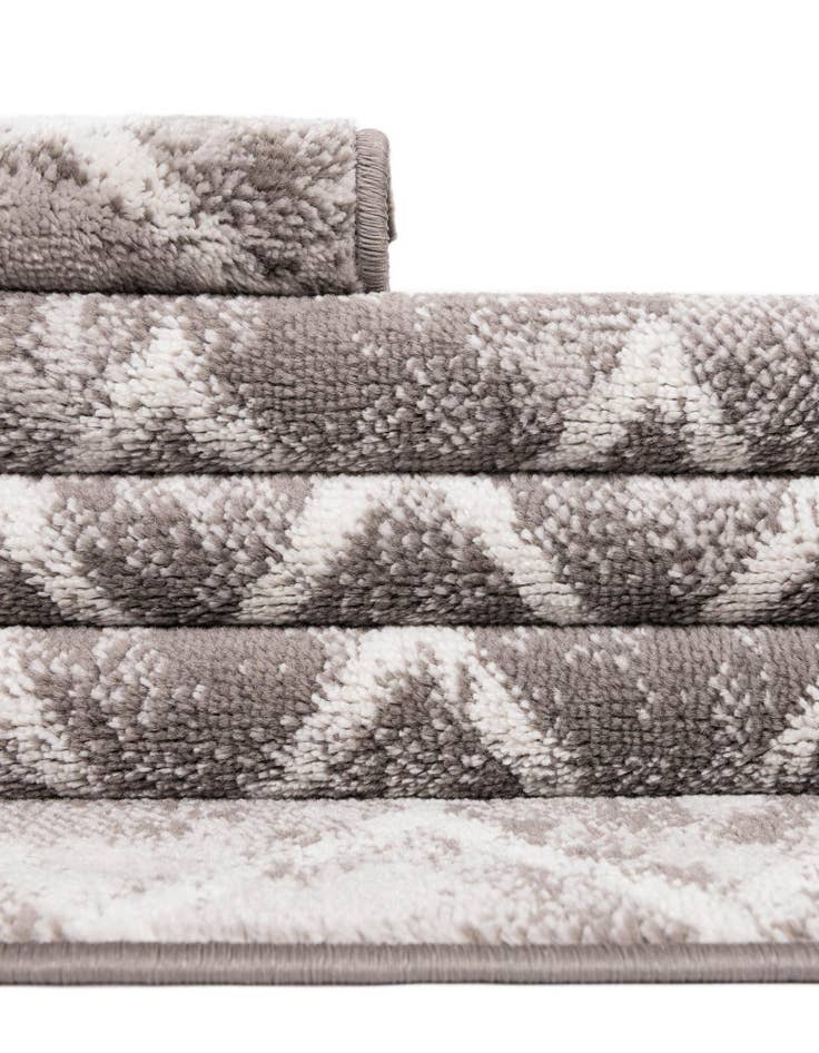 Detail image of 160cm x 245cm Bohemian Trellis Oval Rug