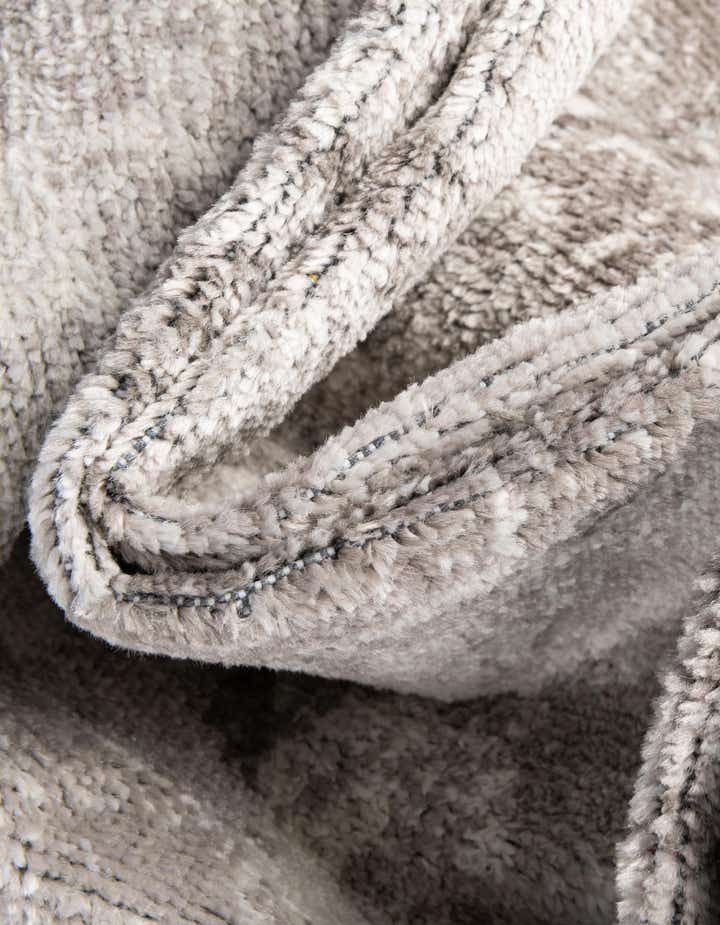 5' x 5' Aurora Round Rug