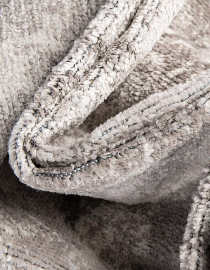 Detail image of 2' x 8' Aurora Runner Rug