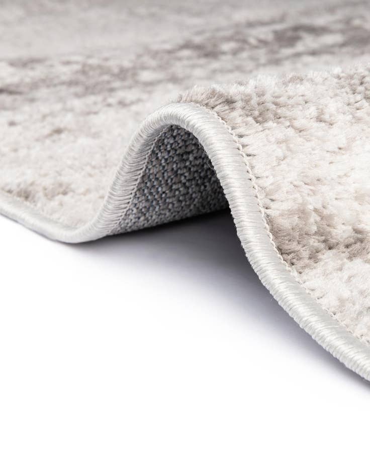 Detail image of 2' 7 x 12' Aurora Runner Rug
