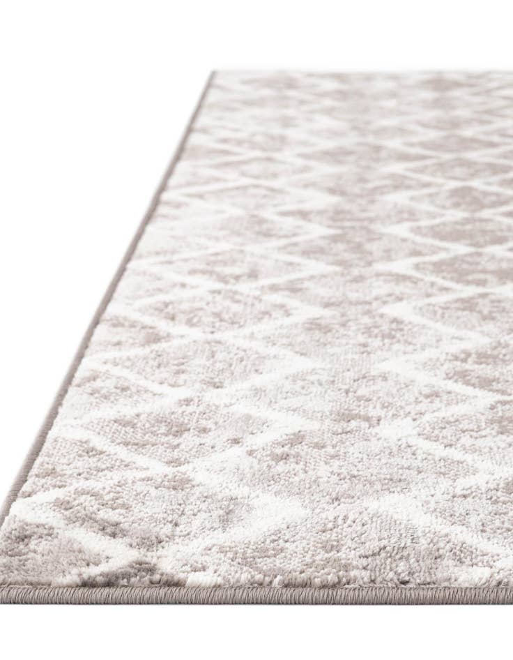 Detail image of 2' x 5' 3 Bohemian Trellis Runner Rug