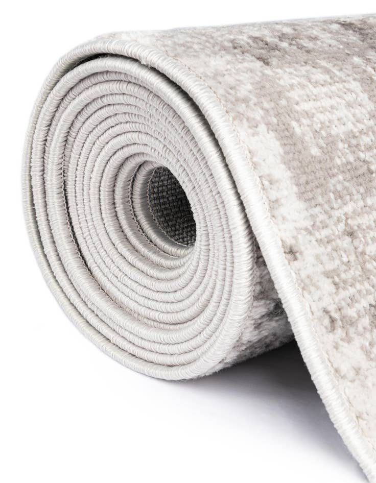 Detail image of 7' 10 x 7' 10 Aurora Square Rug
