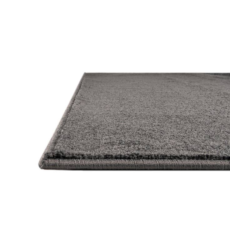 Detail image of 4' x 6' Everyday Solid Rug
