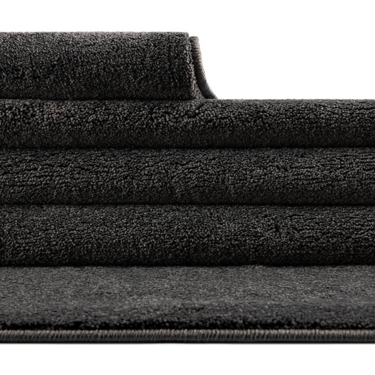 Detail image of 4' x 6' Everyday Solid Rug