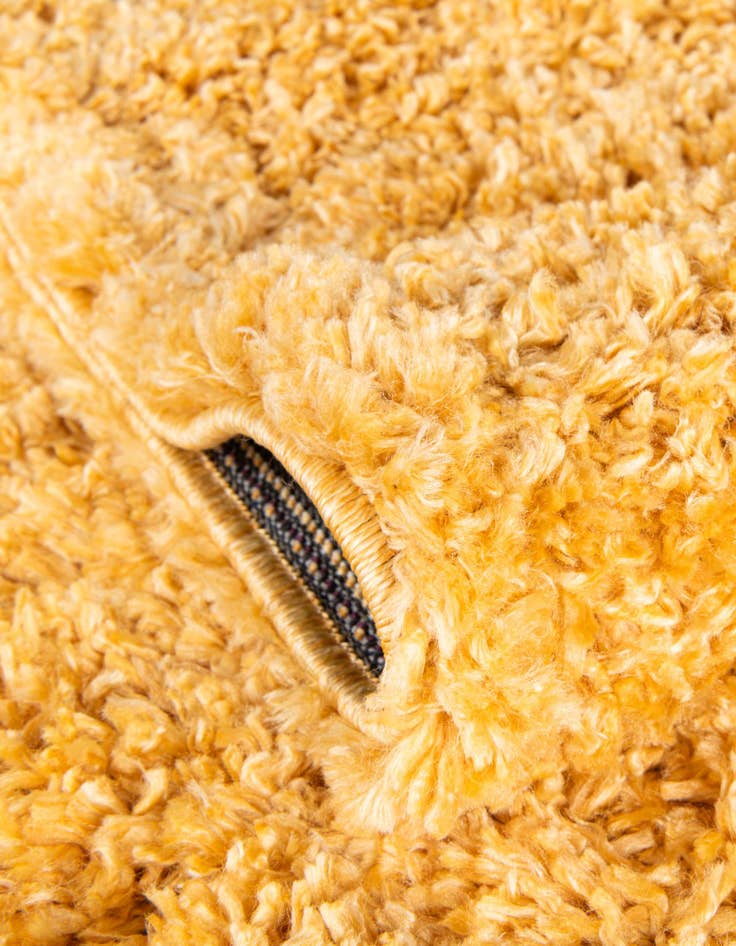 Detail image of 9' x 12' Zermatt Shag Rug