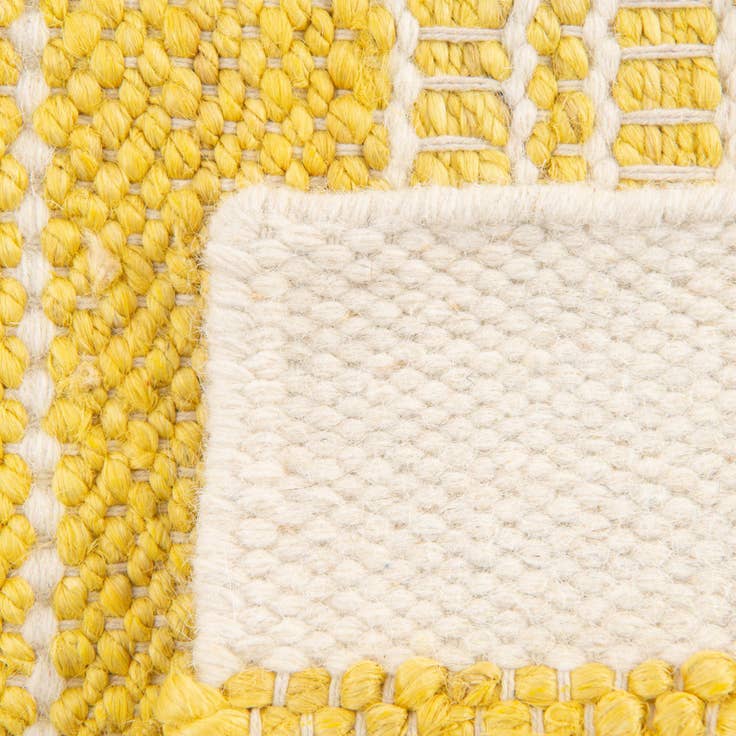 Detail image of 2' 2 x 3' 1 Hand Woven Lariat Rug