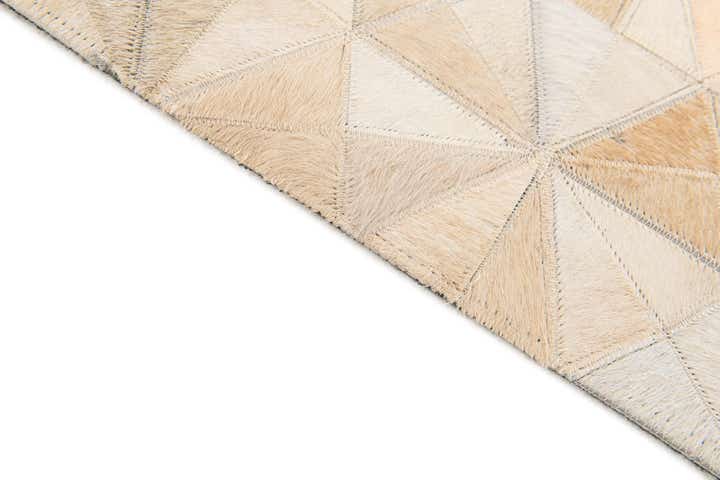 3' 11 x 6' Cowhide Stocks Rug