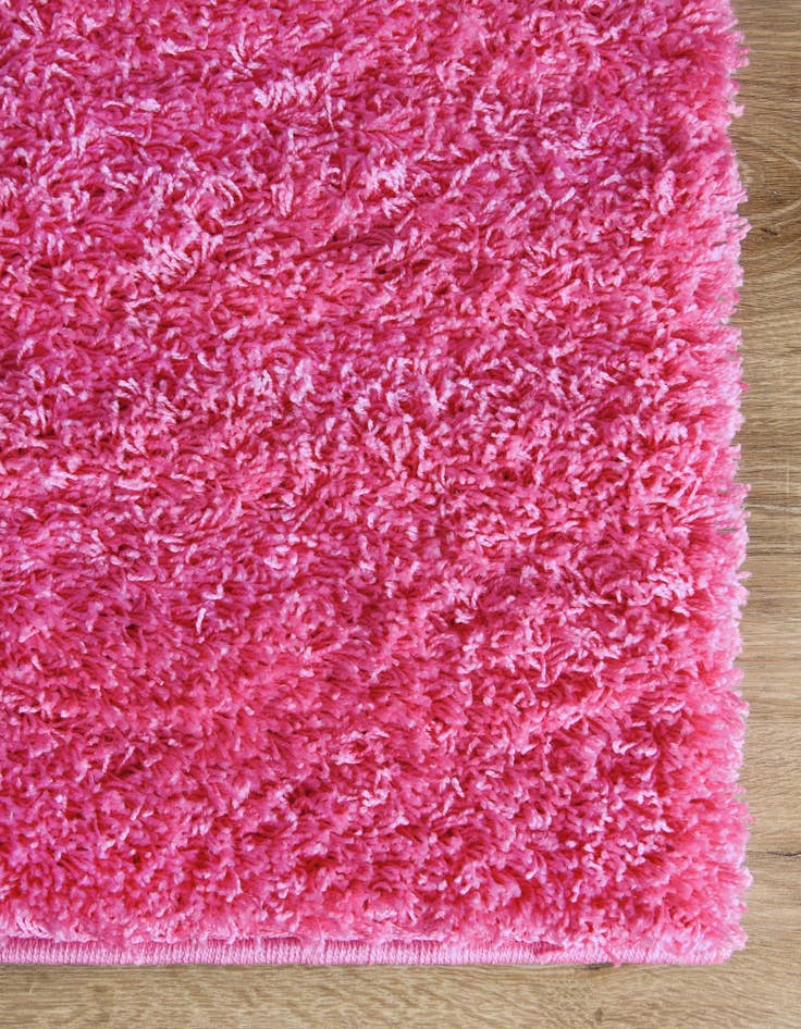 Detail image of 7' 10 x 7' 10 Solid Shag Round Rug