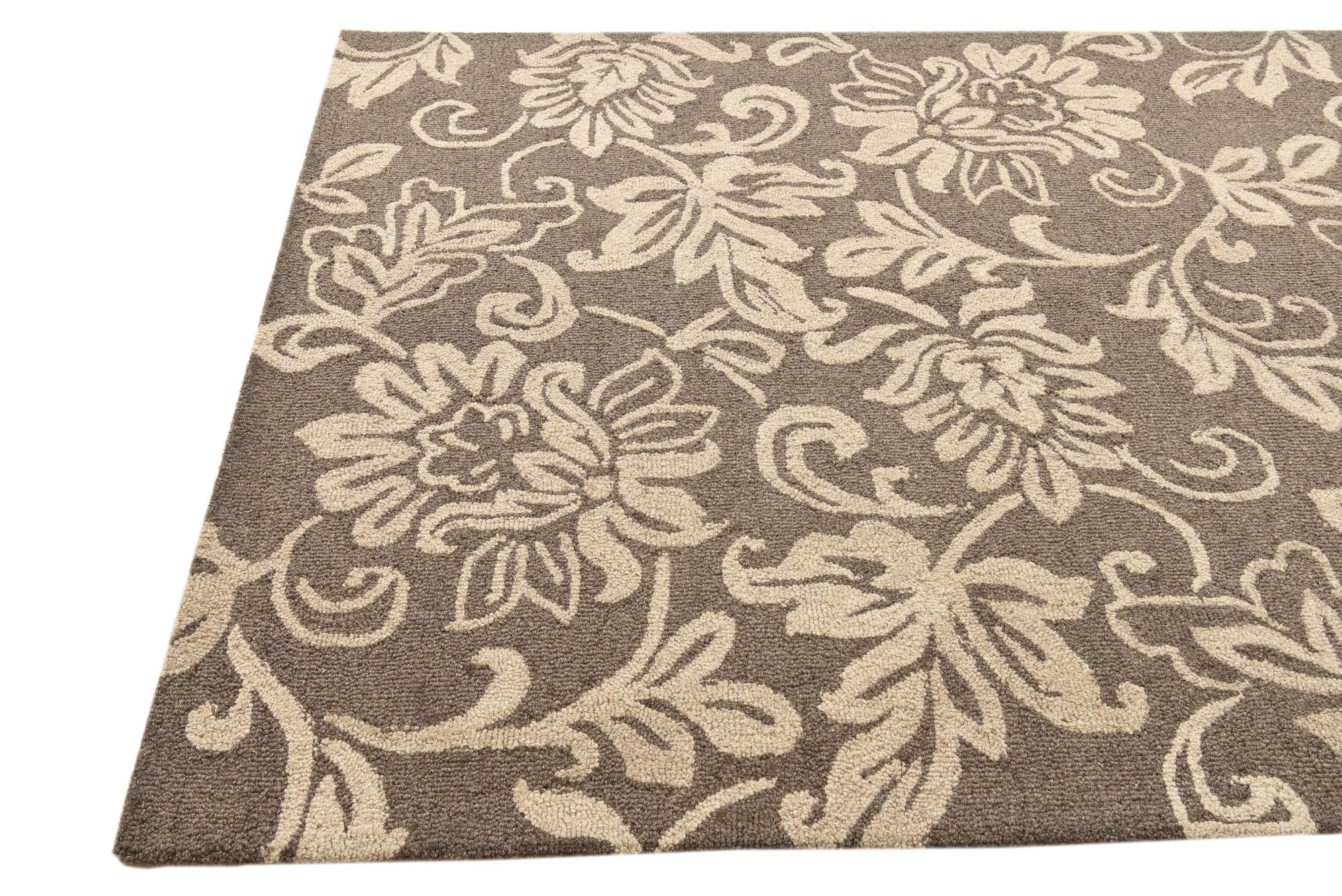 5' x 8' Agra Rug