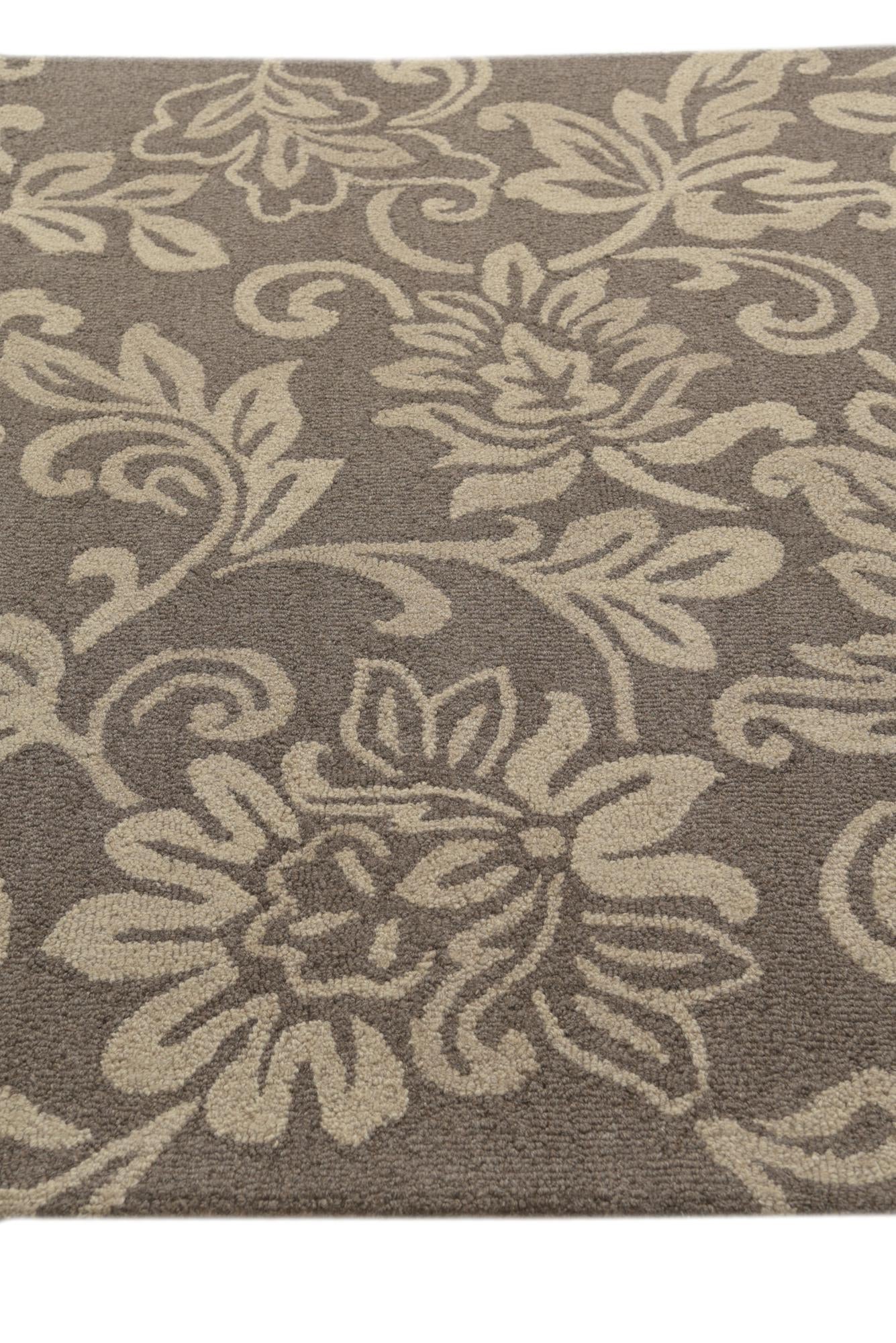 5' x 8' Agra Wool Rug