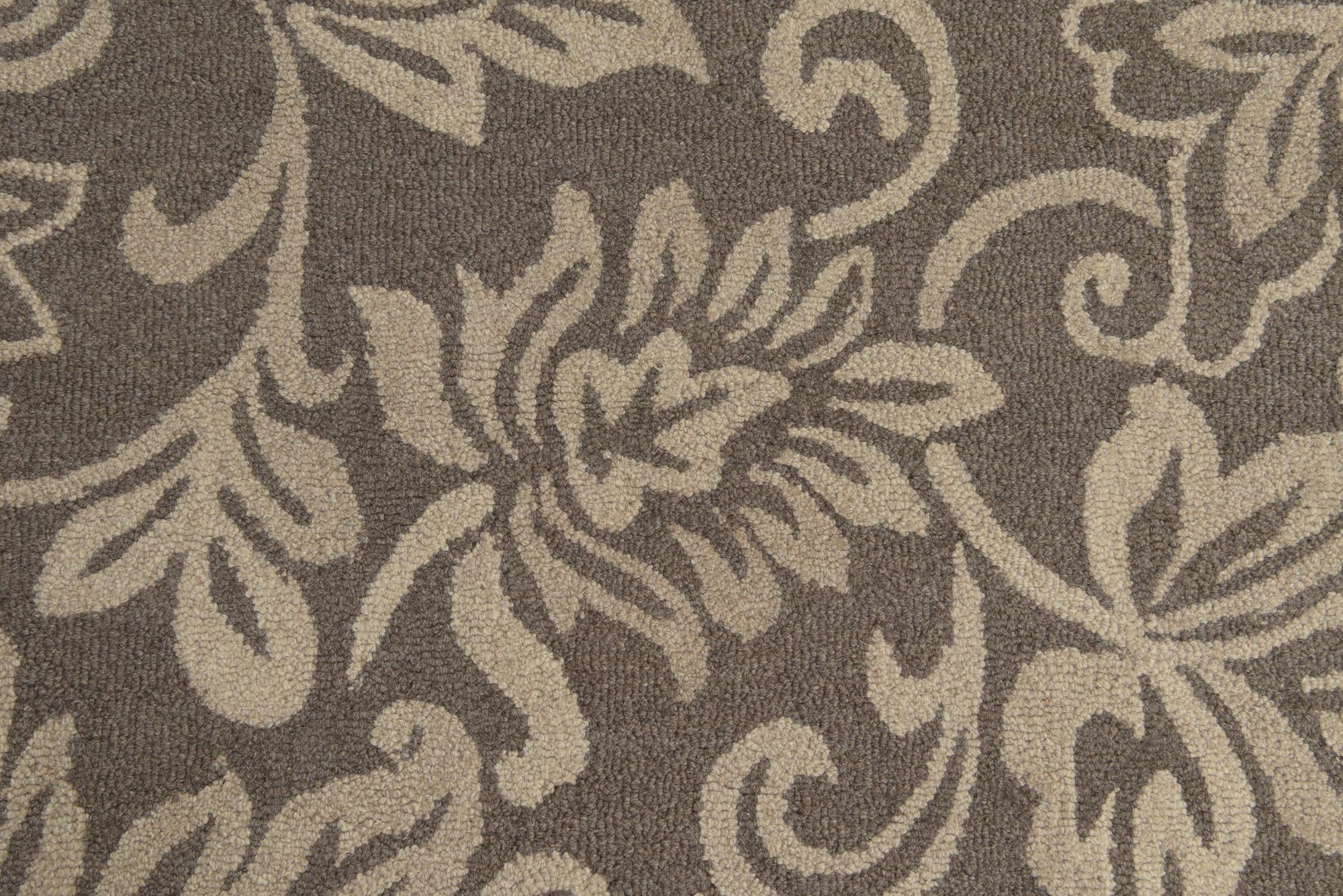 5' x 8' Agra Wool Rug