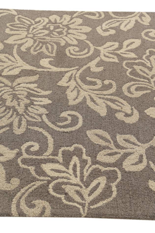 Detail image of 5' 1 x 8' Agra Wool Rug