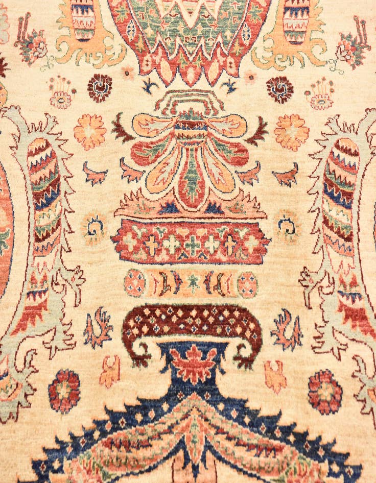 Detail image of 6' 8 x 9' 7  Hand Knotted Ariana Ziegler Rug