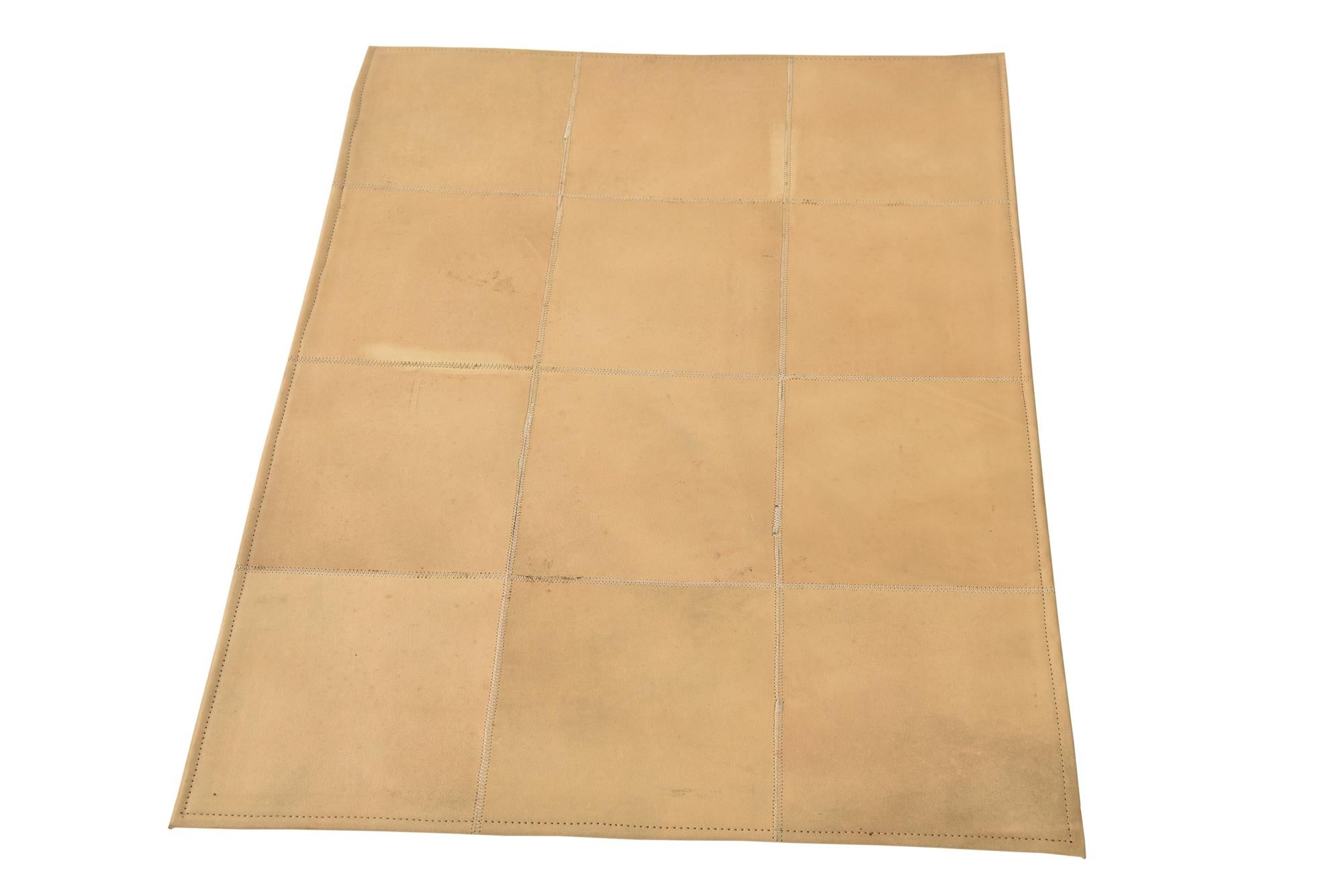 2' 1 x 3' 1 Cowhide Leather Rug