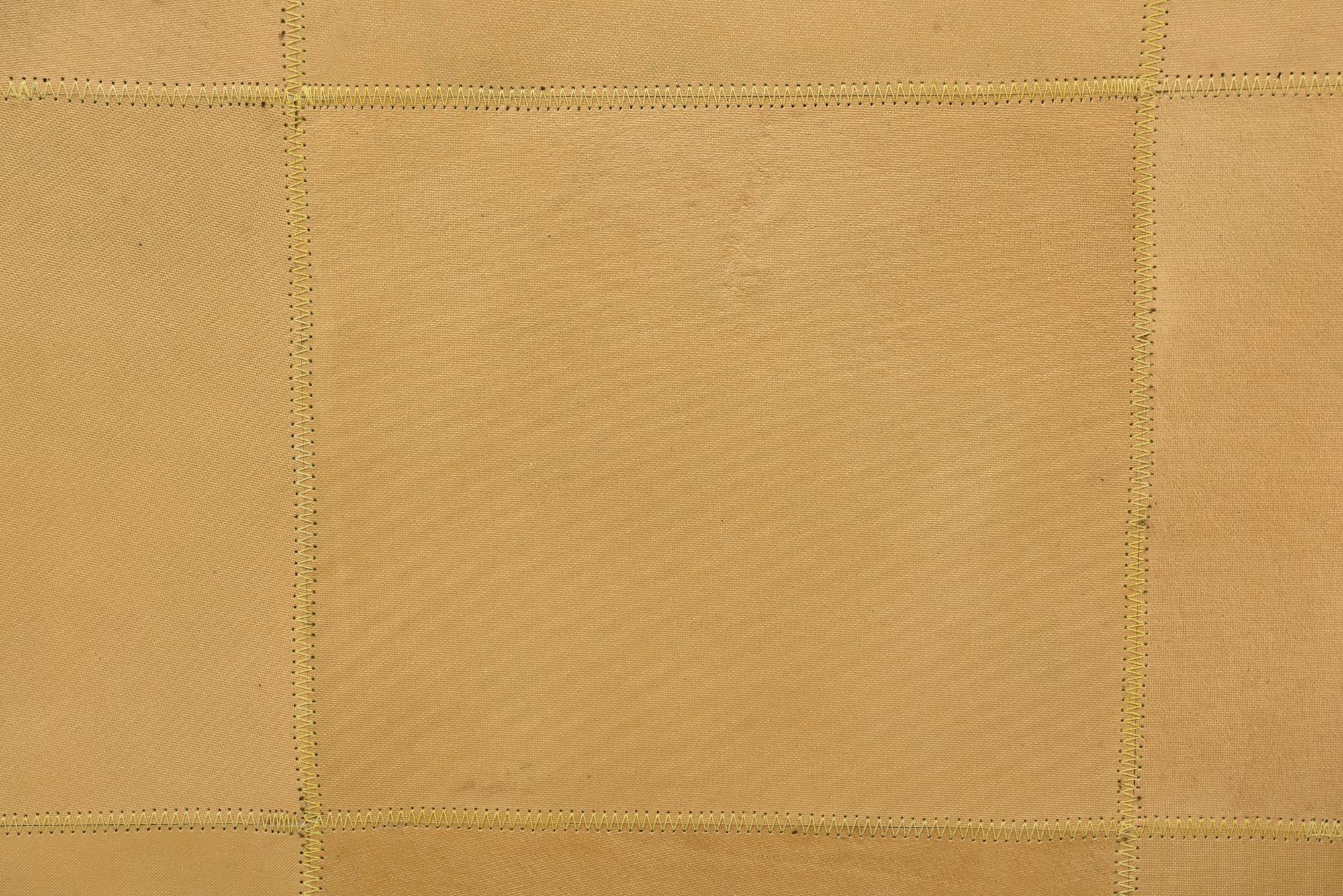 2' 1 x 3' 1 Cowhide Leather Rug