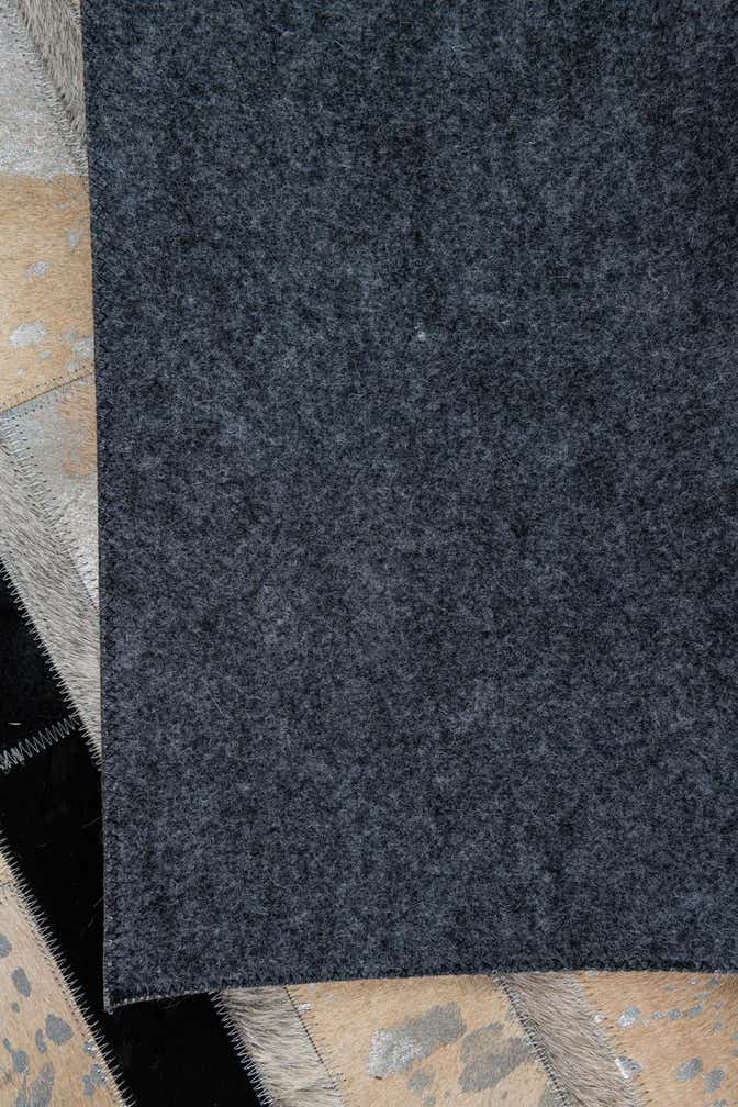 5' 2 x 8' Cowhide Leather Rug