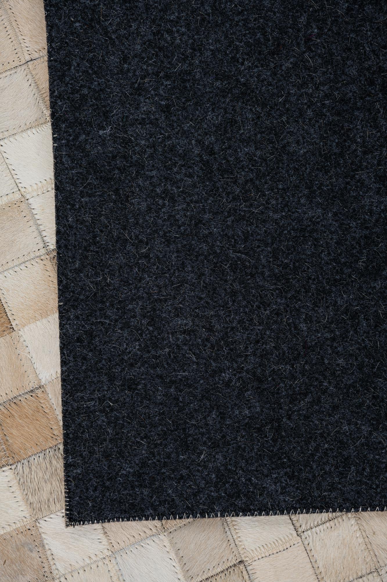 8' x 10' Cowhide Leather Rug