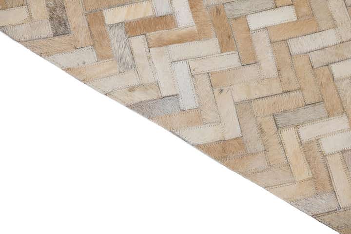 5' 3 x 7' 6 Cowhide Leather Rug