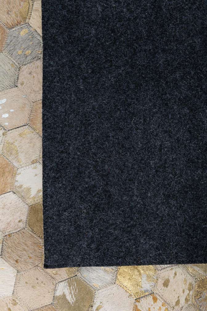 5' x 8' Cowhide Leather Rug