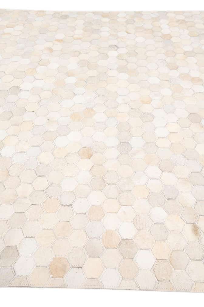 5' x 7' 10 Cowhide Stocks Rug