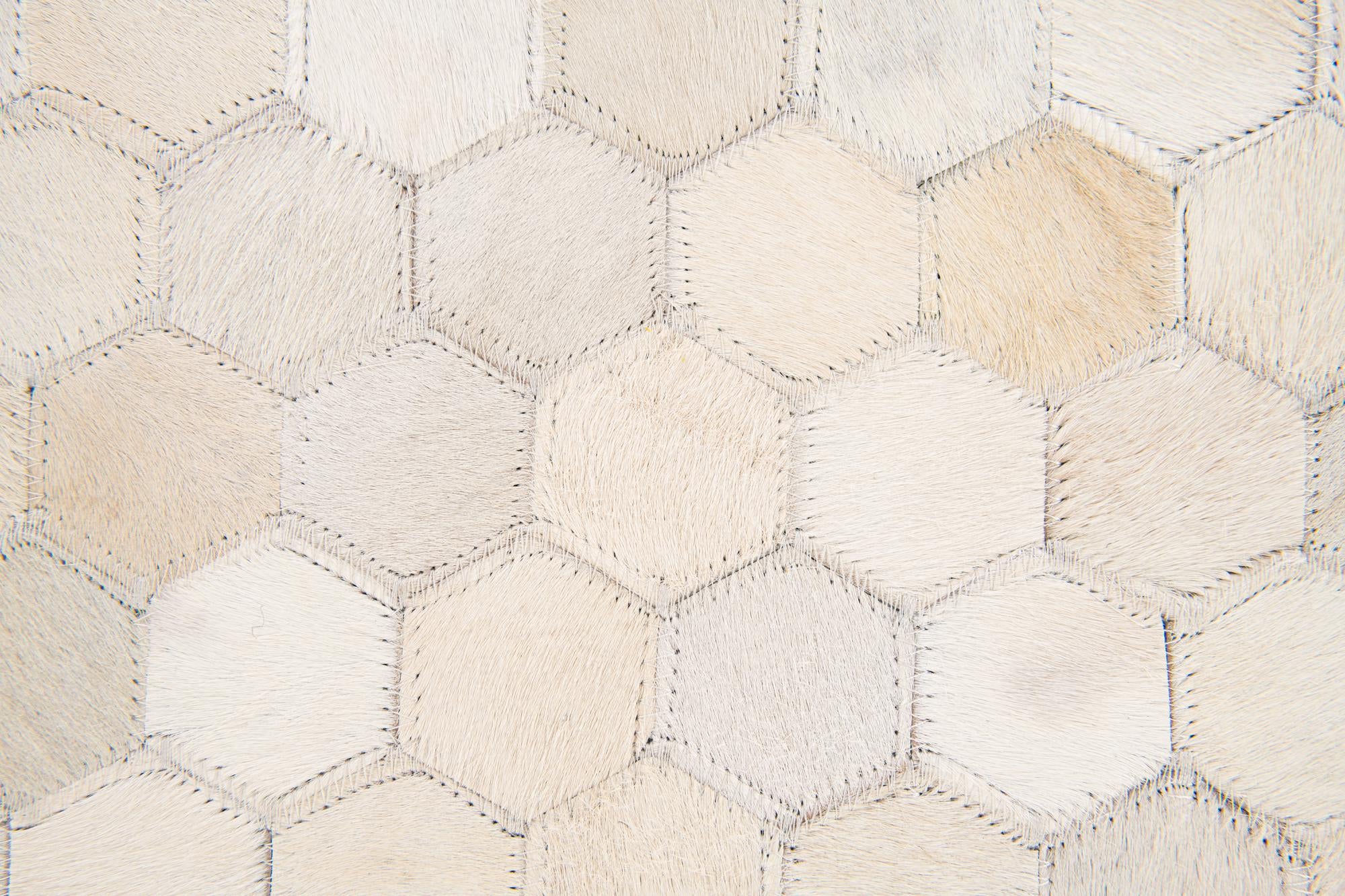 5' x 7' 10 Cowhide Stocks Rug