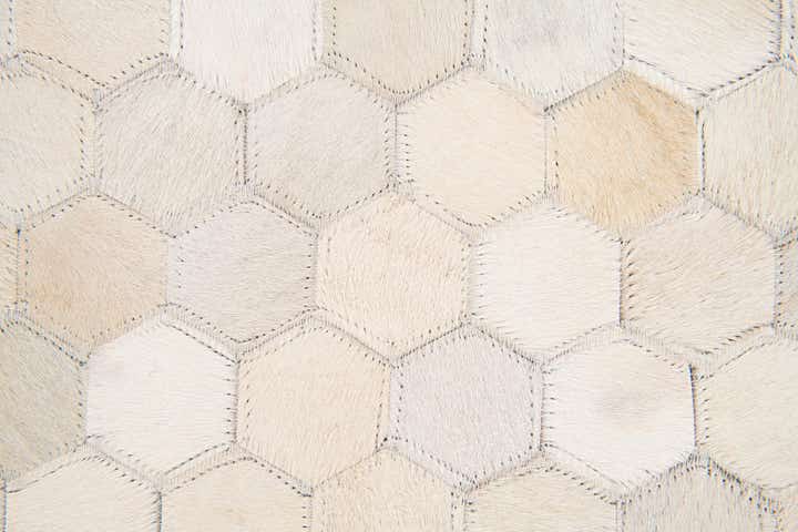 5' x 7' 10 Cowhide Stocks Rug