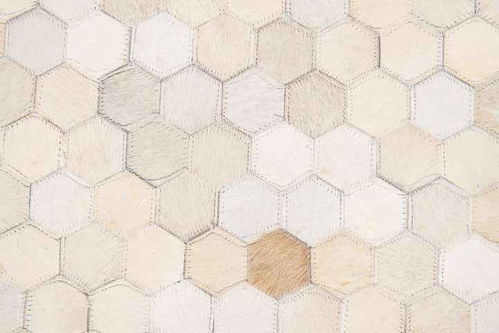 5' x 7' 10 Cowhide Stocks Rug