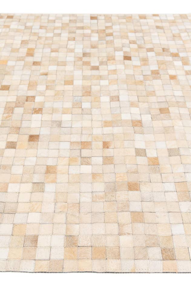 Detail image of 5' x 7' 11 Cowhide Stocks Rug
