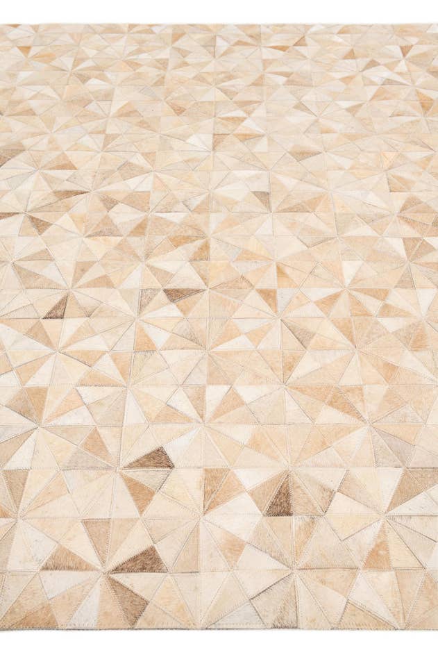 Detail image of 5' 9 x 7' 8 Cowhide Stocks Rug