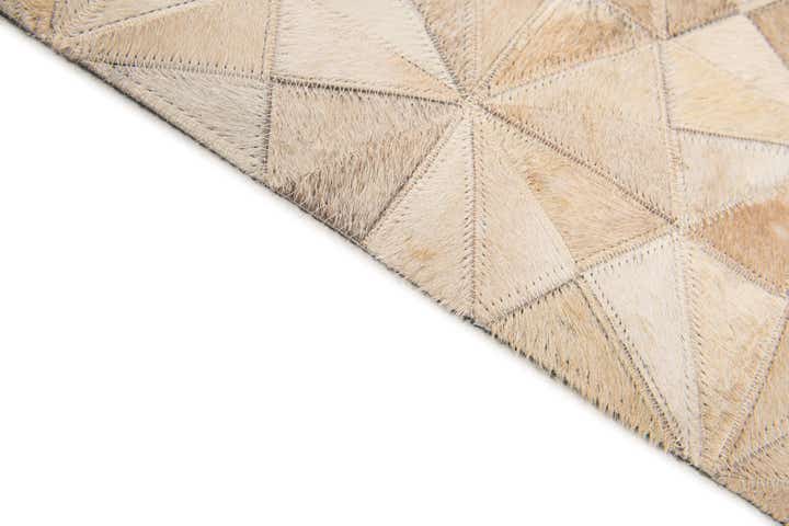 5' 9 x 7' 8 Cowhide Stocks Rug