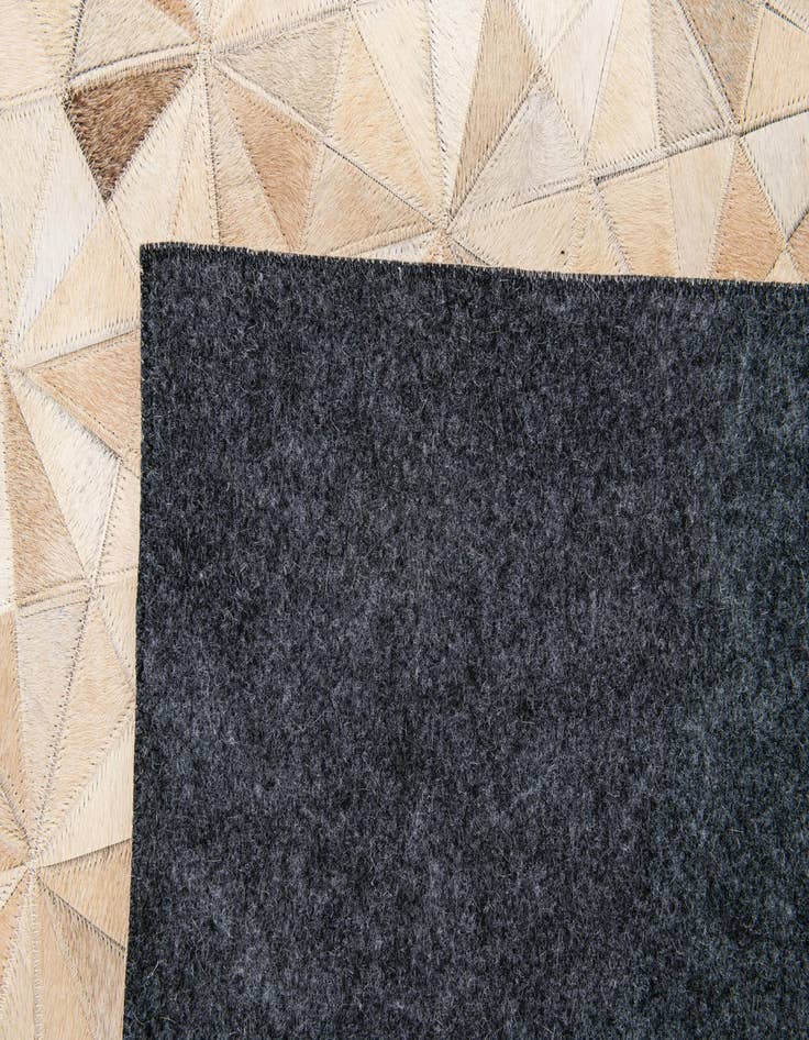 Detail image of 5' 9 x 7' 8 Cowhide Stocks Rug