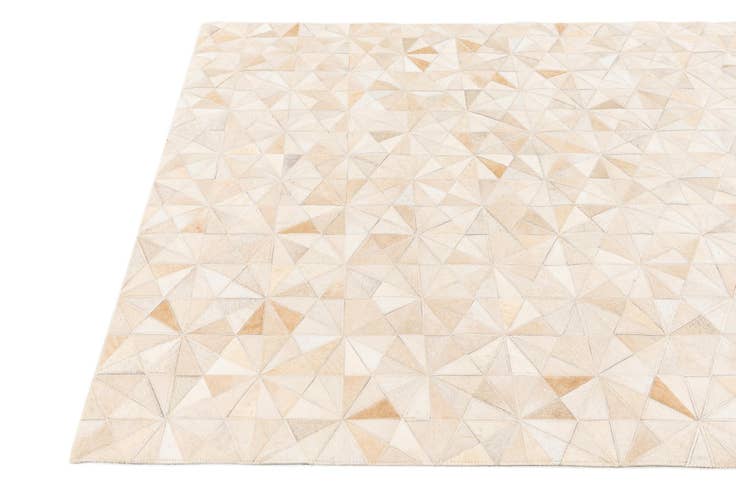Detail image of 4' x 6' Cowhide Stocks Rug