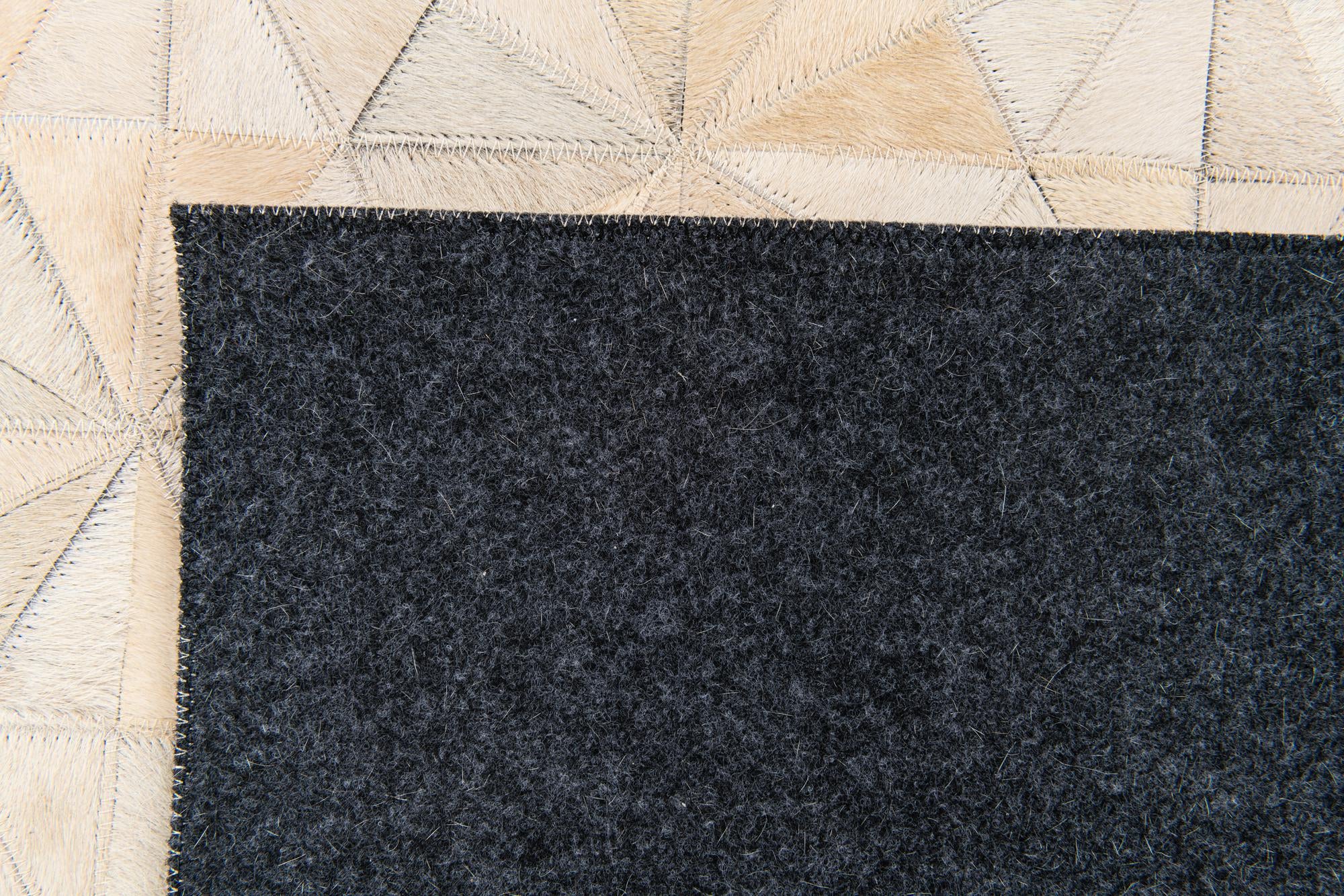 4' x 6' Cowhide Stocks Rug