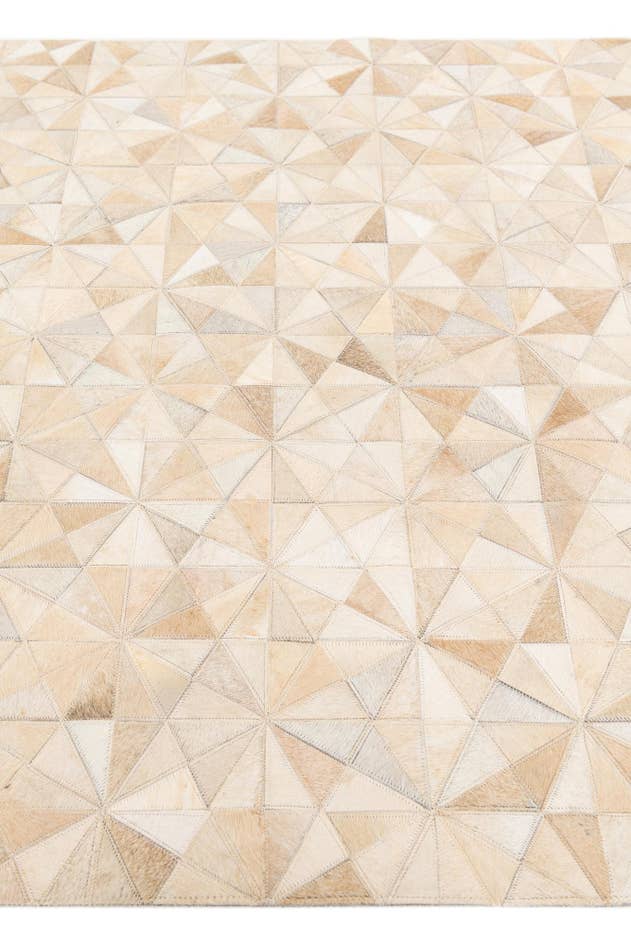 Detail image of 4' x 6' 1 Cowhide Stocks Rug