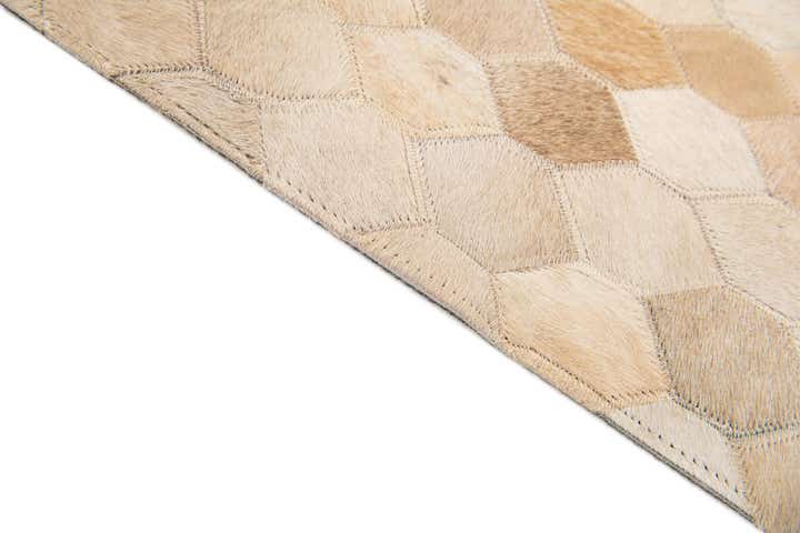 4' x 6' Cowhide Stocks Rug