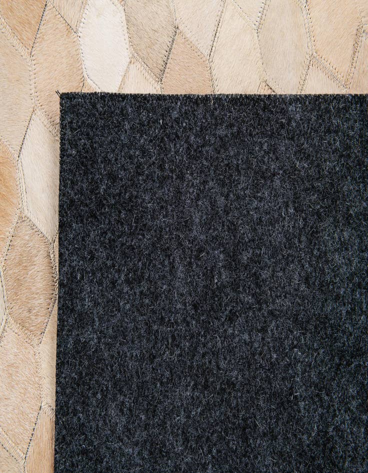 Detail image of 4' x 6' Cowhide Stocks Rug