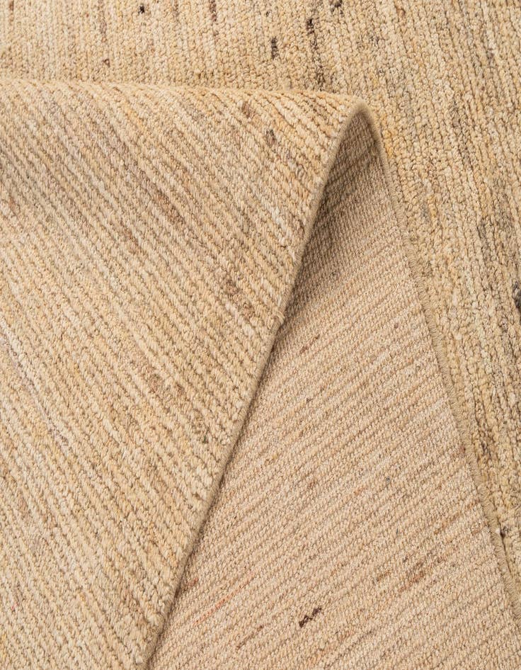 Detail image of 8' 11 x 12' 4  Hand Knotted Darya Wool Rug