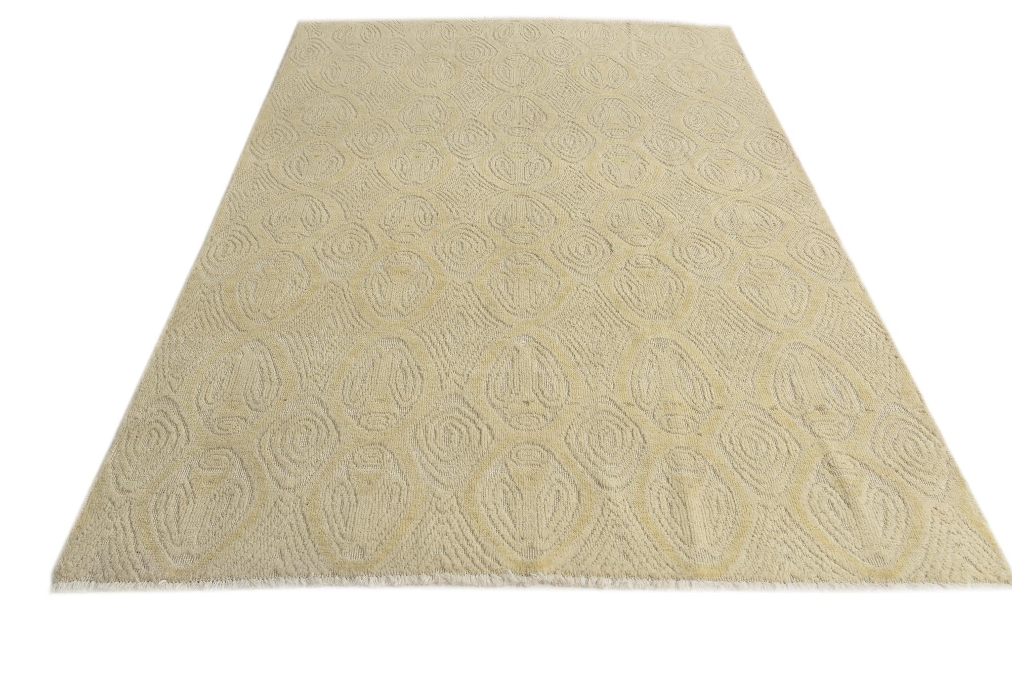 5' 6 x 8' 2 Hand Knotted Darya Wool Rug