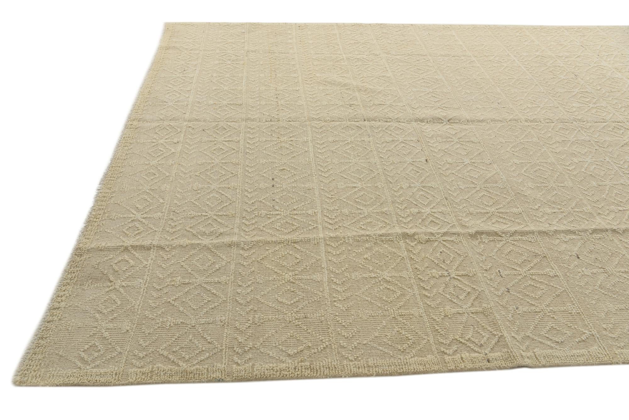 9' 1 x 12' 5 Hand Knotted Darya Wool Rug