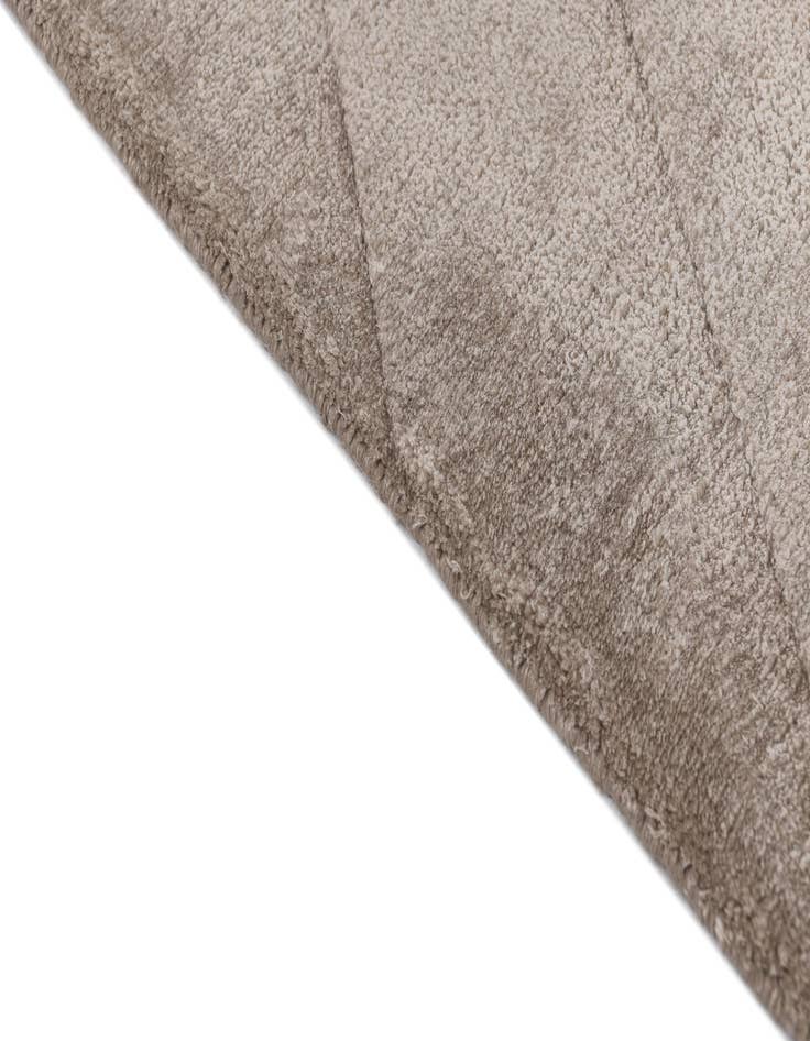 Detail image of 9' 10 x 13' 1  Hand Knotted Darya Wool Rug