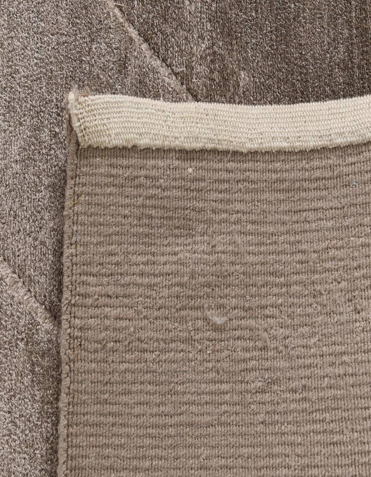 Detail image of 9' 10 x 13' 1  Hand Knotted Darya Wool Rug