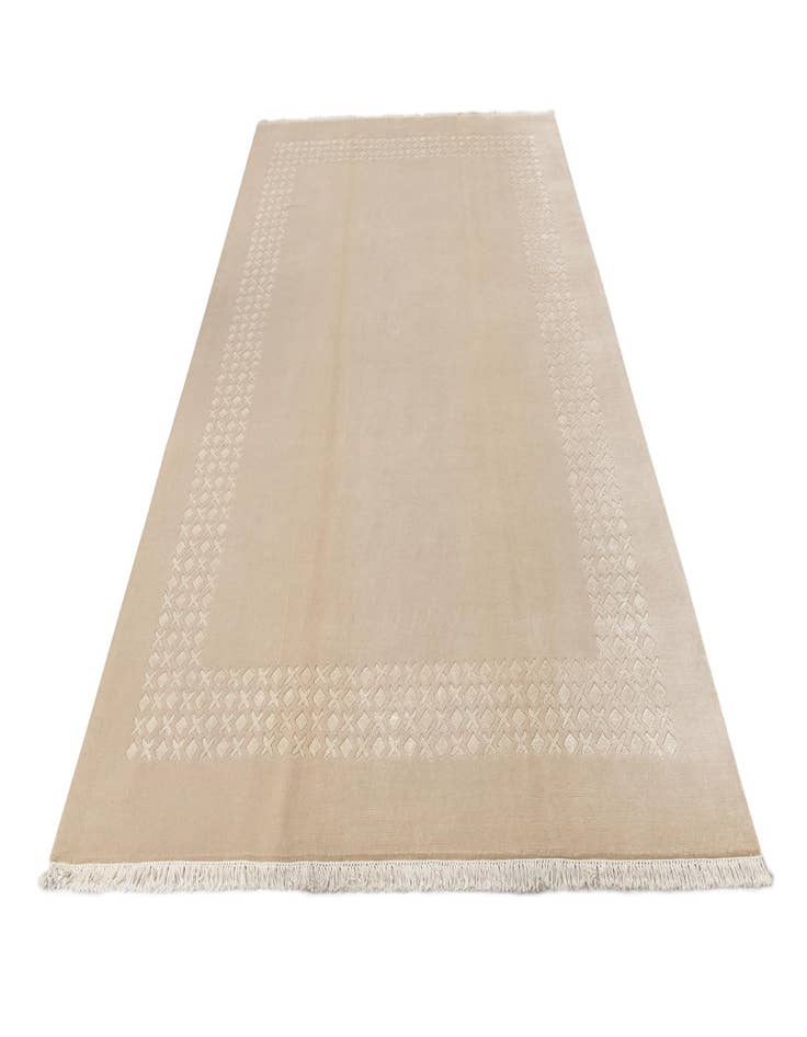 Detail image of 6' 7 x 9' 11  Hand Knotted Darya Wool Rug