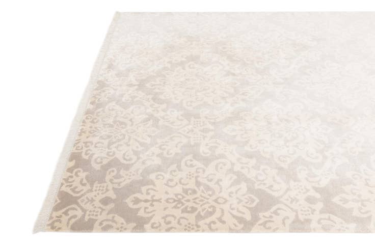 Detail image of 6' 7 x 9' 10 Hand Knotted Darya Wool Rug