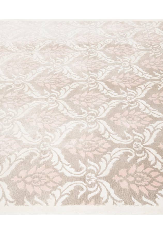 Detail image of 6' 8 x 9' 11 Hand Knotted Darya Wool Rug