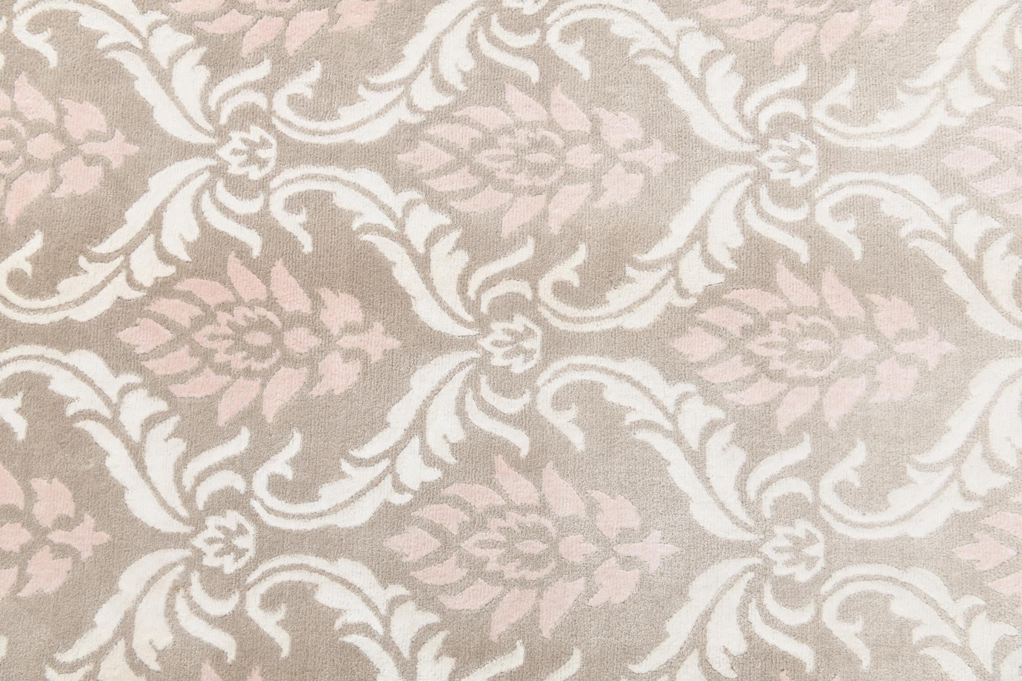 6' 8 x 9' 11 Hand Knotted Darya Wool Rug