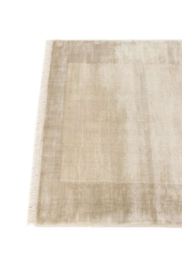 2' 8 x 5' 1 Hand Knotted Darya Wool Rug