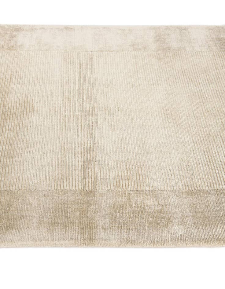 Detail image of 2' 8 x 5' 1 Hand Knotted Darya Wool Rug