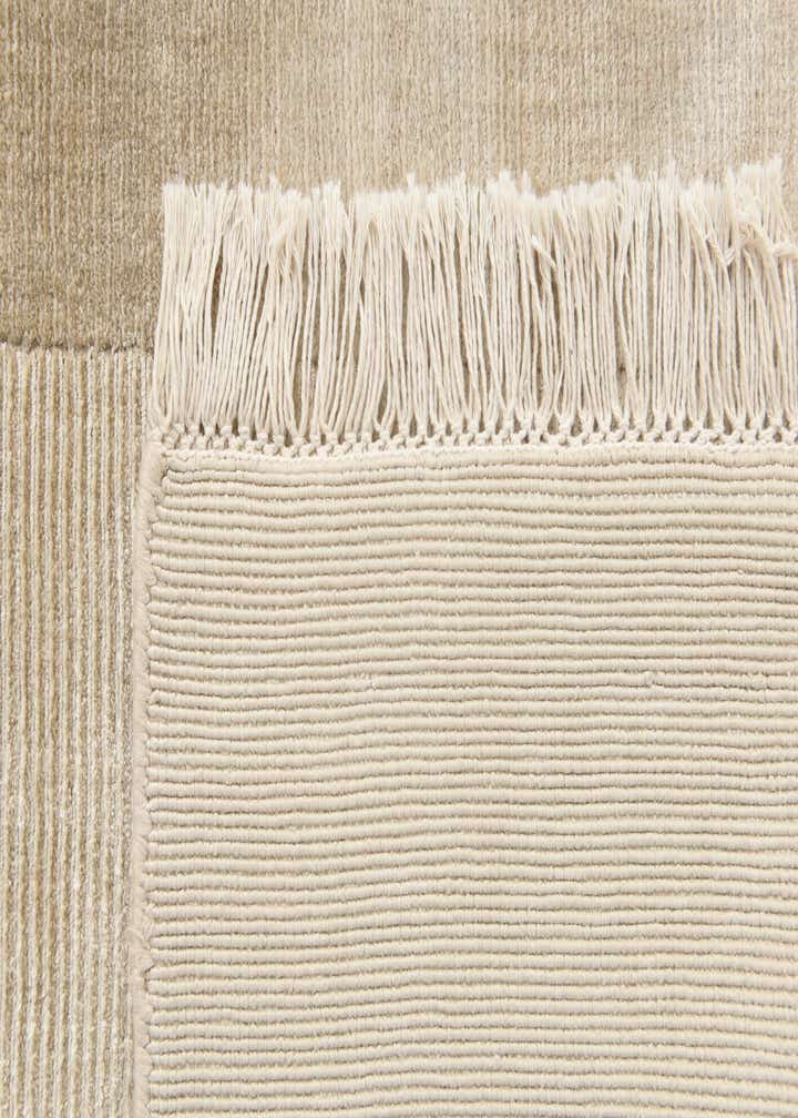 2' 8 x 5' 1 Hand Knotted Darya Wool Rug